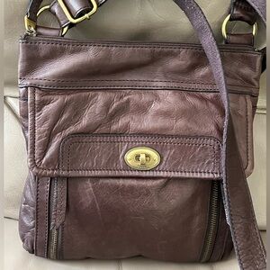 Beautiful fossil crossbody purse bag